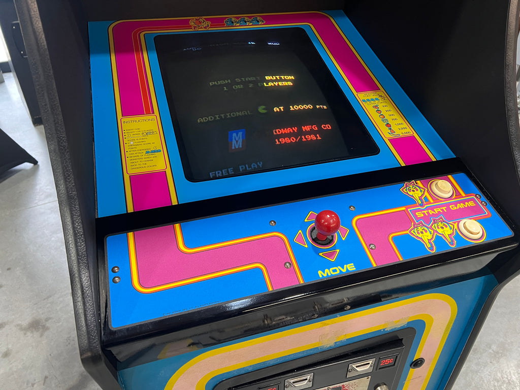 Original Ms Pac-Man Arcade Game Speed Chip - Nice Original Ms PacMan Cabinet - Works 100%