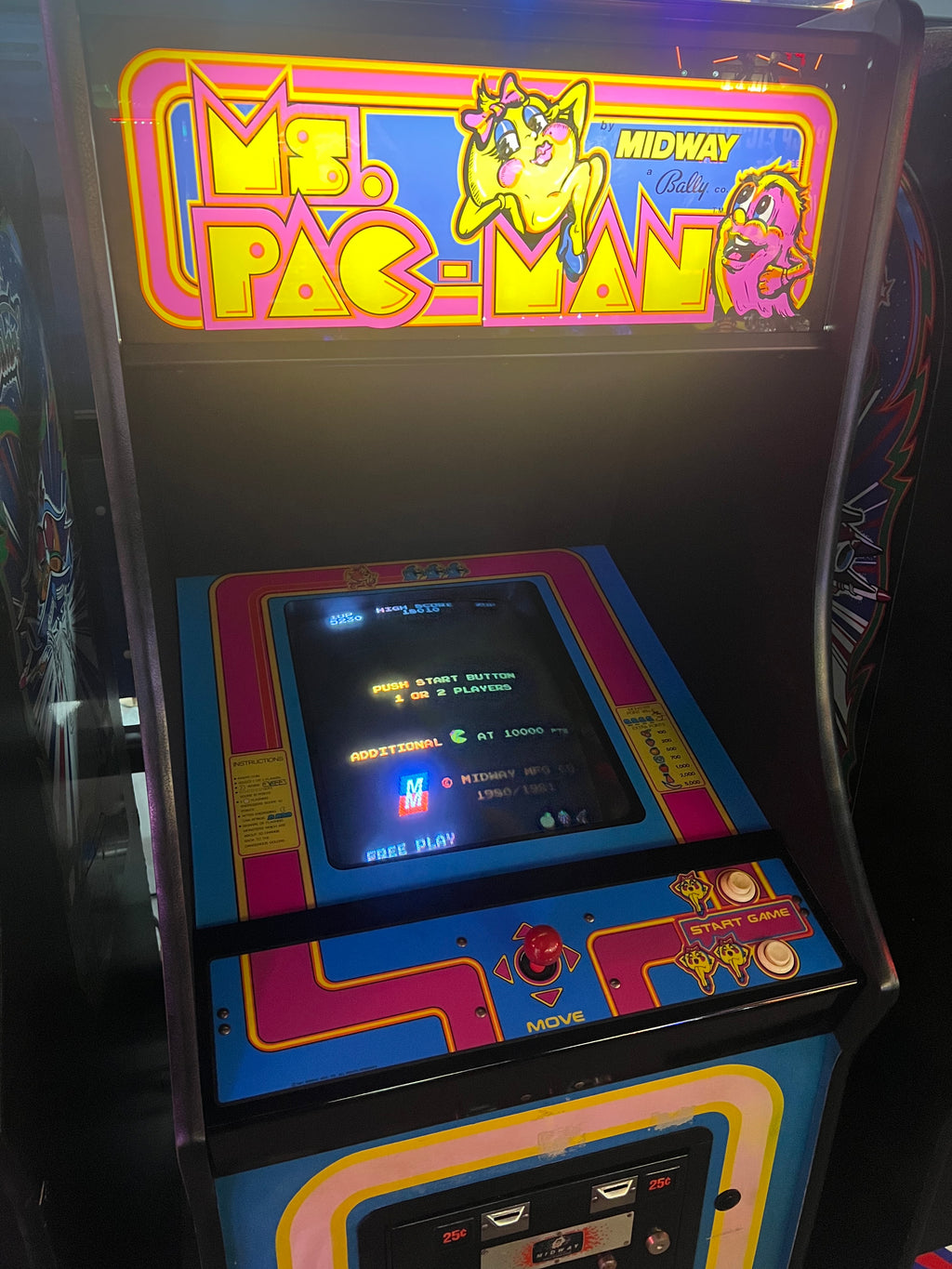 Original Ms Pac-Man Arcade Game Speed Chip - Nice Original Ms PacMan Cabinet - Works 100%