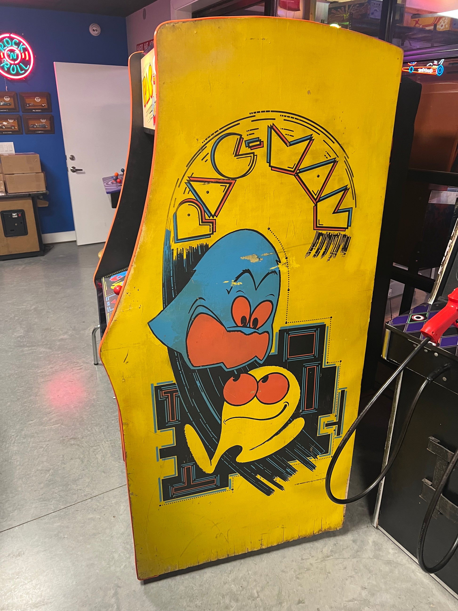 Pac-Man Multicade Mutigame Arcade Game 60 Games in 1 Cabinet - Original PacMan Cabinet - Works 100% - 1 Year Warranty