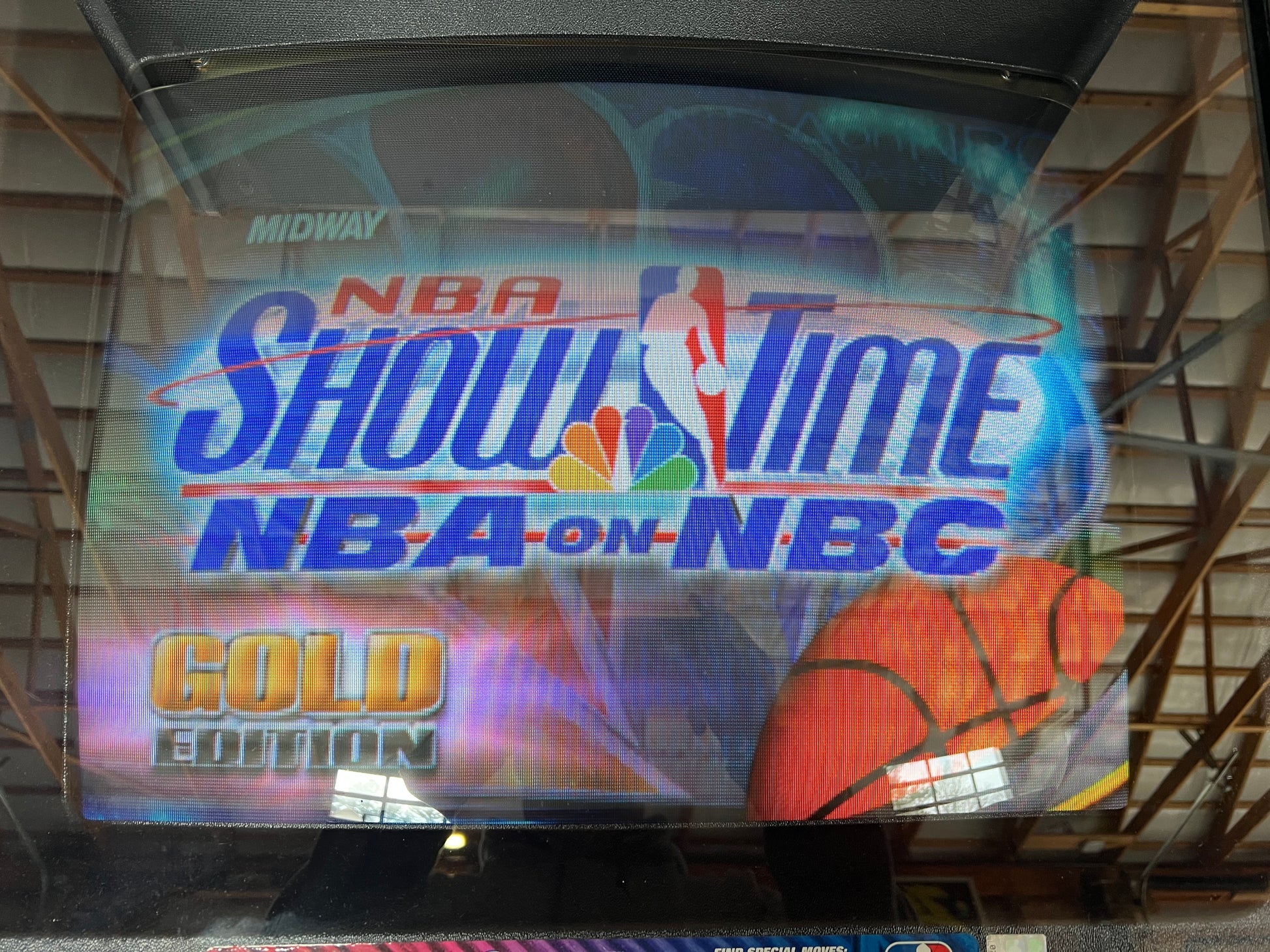 NBA HANGTIME and NFL BLITZ 4 PLAYER COMBO! Good Looking NBA Hangtime Arcade Cabinet - Working all the way!