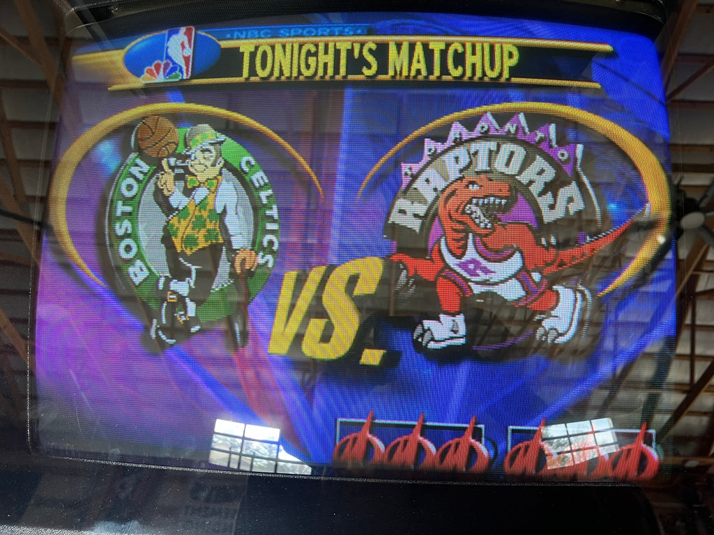 NBA HANGTIME and NFL BLITZ 4 PLAYER COMBO! Good Looking NBA Hangtime Arcade Cabinet - Working all the way!