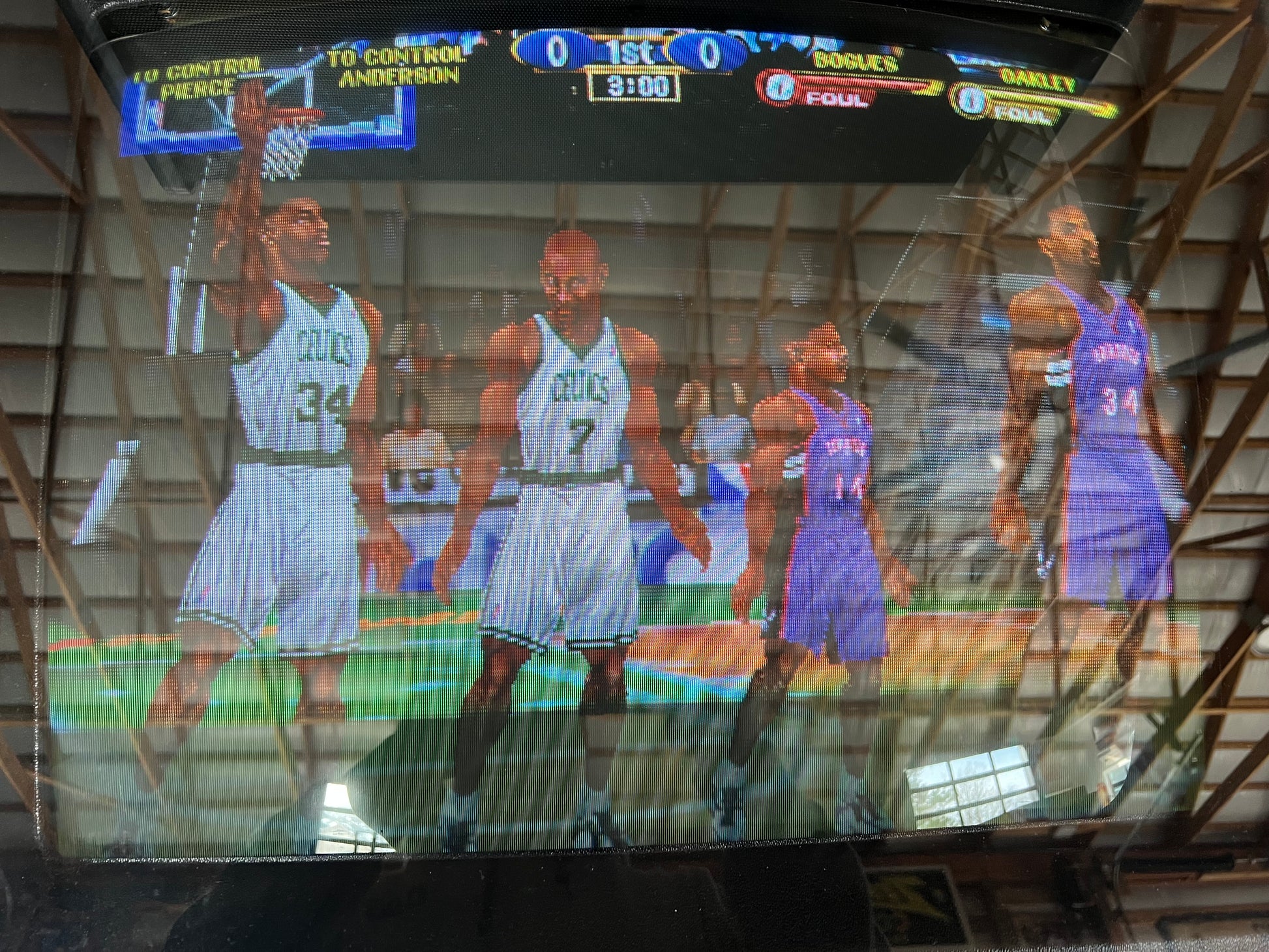 NBA HANGTIME and NFL BLITZ 4 PLAYER COMBO! Good Looking NBA Hangtime Arcade Cabinet - Working all the way!