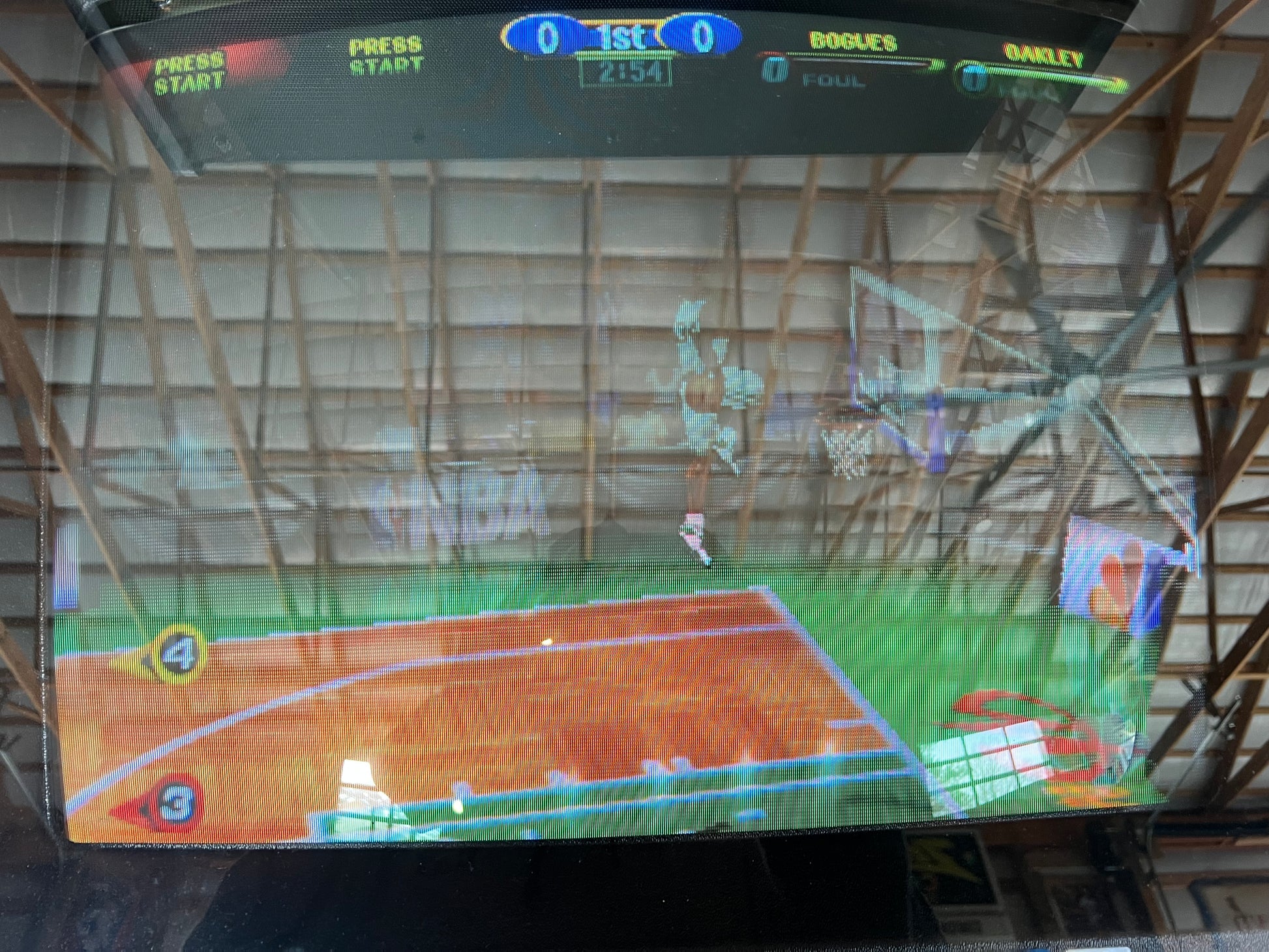 NBA HANGTIME and NFL BLITZ 4 PLAYER COMBO! Good Looking NBA Hangtime Arcade Cabinet - Working all the way!