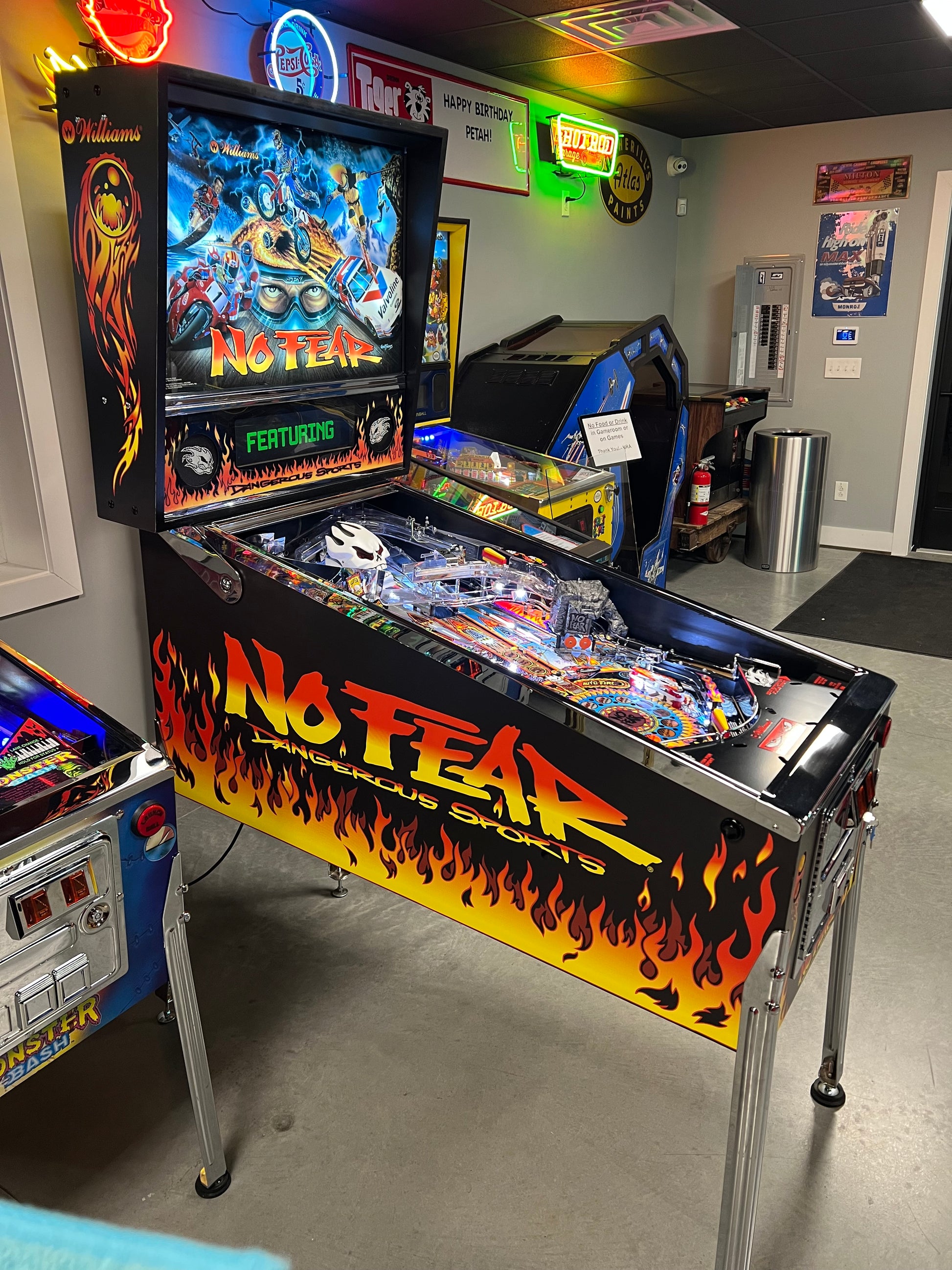 NO FEAR - HRA CHROME EDITION - 1995 Williams Pinball Machine - OVER-RESTORED - NEW CAB - NOS CLEARED PLAYFIELD - SUPER FUN GAME! WORKS 100%