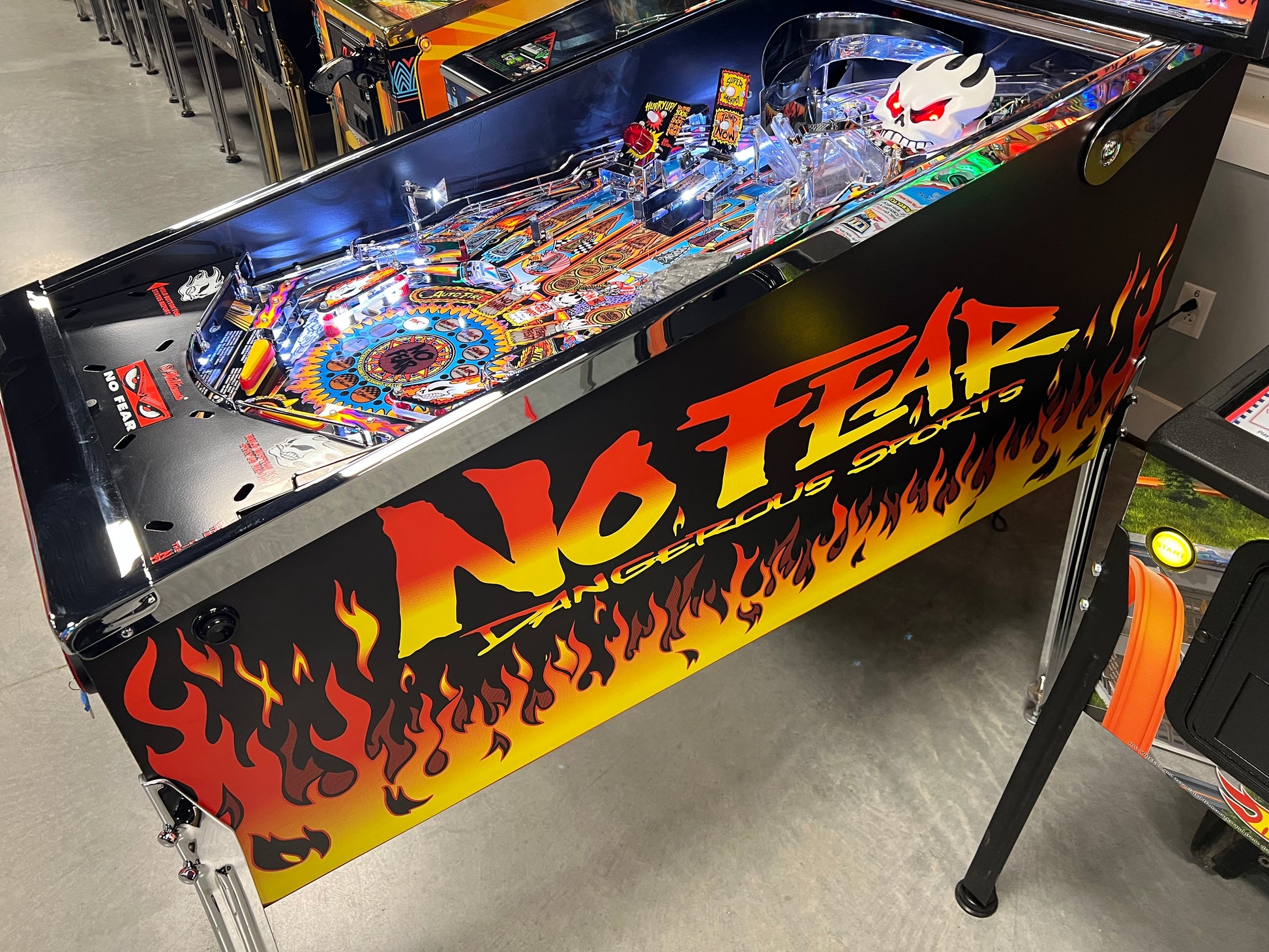 NO FEAR - HRA CHROME EDITION - 1995 Williams Pinball Machine - OVER-RESTORED - NEW CAB - NOS CLEARED PLAYFIELD - SUPER FUN GAME! WORKS 100%