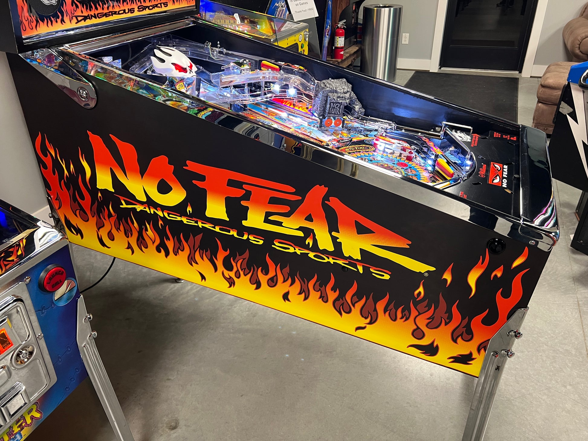 NO FEAR - HRA CHROME EDITION - 1995 Williams Pinball Machine - OVER-RESTORED - NEW CAB - NOS CLEARED PLAYFIELD - SUPER FUN GAME! WORKS 100%