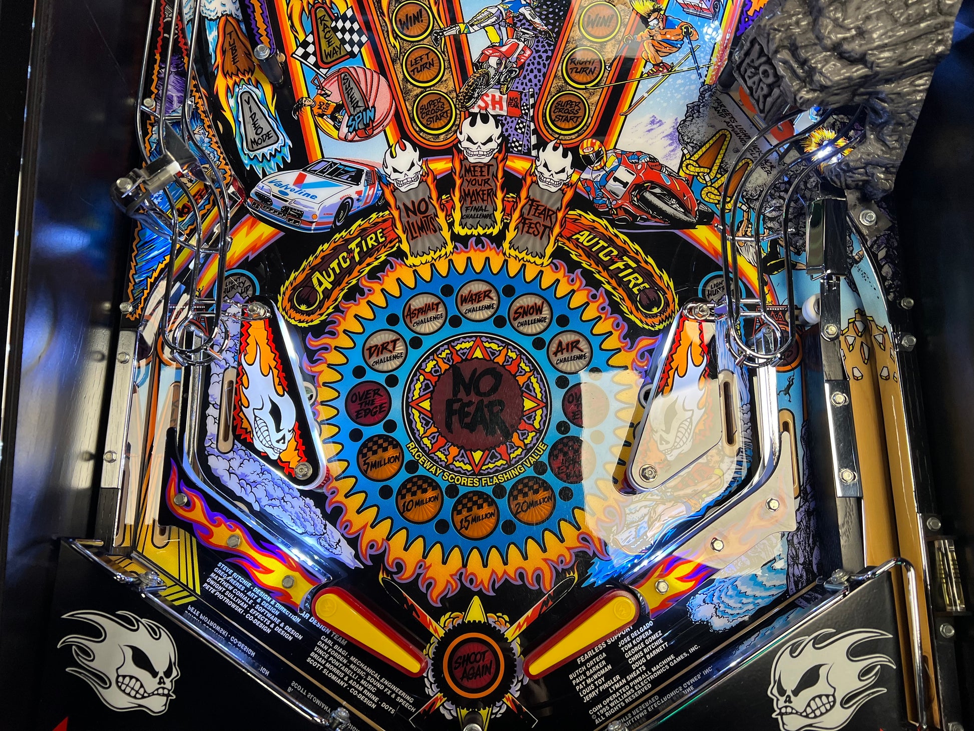 NO FEAR - HRA CHROME EDITION - 1995 Williams Pinball Machine - OVER-RESTORED - NEW CAB - NOS CLEARED PLAYFIELD - SUPER FUN GAME! WORKS 100%