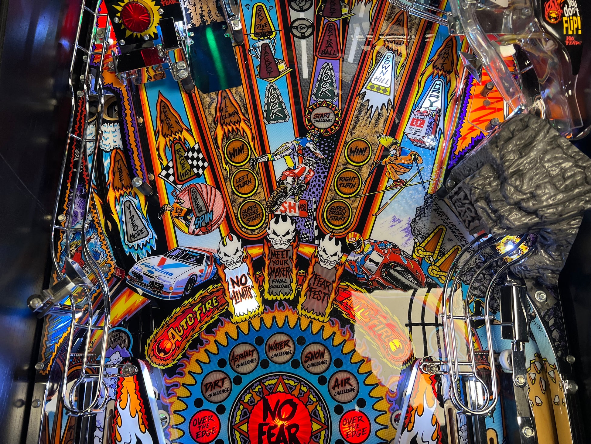 NO FEAR - HRA CHROME EDITION - 1995 Williams Pinball Machine - OVER-RESTORED - NEW CAB - NOS CLEARED PLAYFIELD - SUPER FUN GAME! WORKS 100%