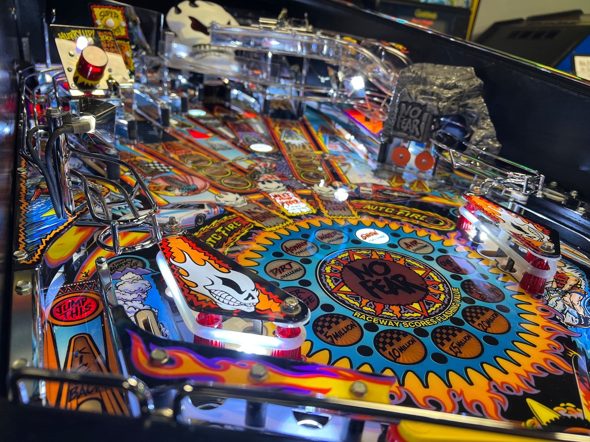 NO FEAR - HRA CHROME EDITION - 1995 Williams Pinball Machine - OVER-RESTORED - NEW CAB - NOS CLEARED PLAYFIELD - SUPER FUN GAME! WORKS 100%