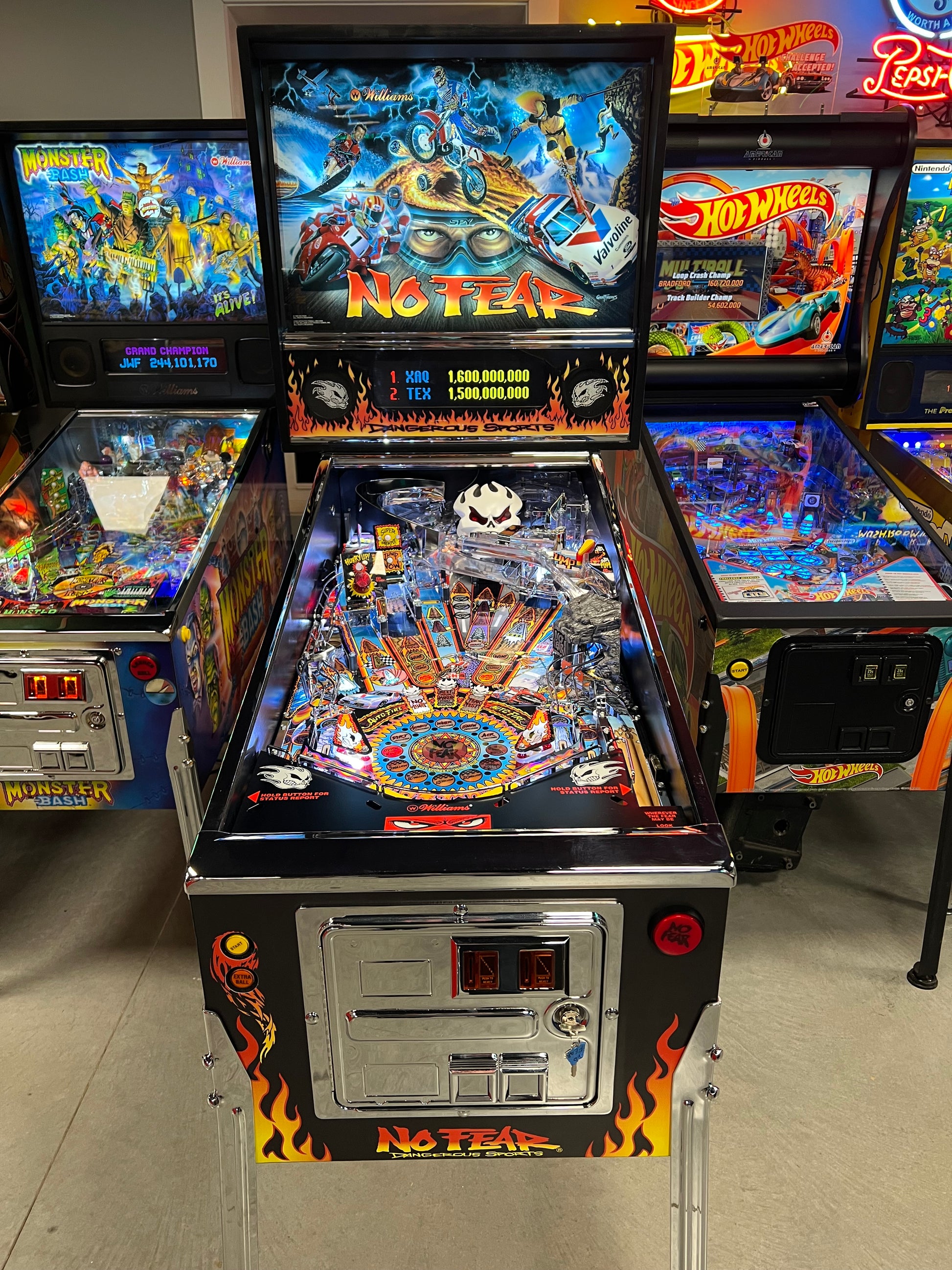 NO FEAR - HRA CHROME EDITION - 1995 Williams Pinball Machine - OVER-RESTORED - NEW CAB - NOS CLEARED PLAYFIELD - SUPER FUN GAME! WORKS 100%