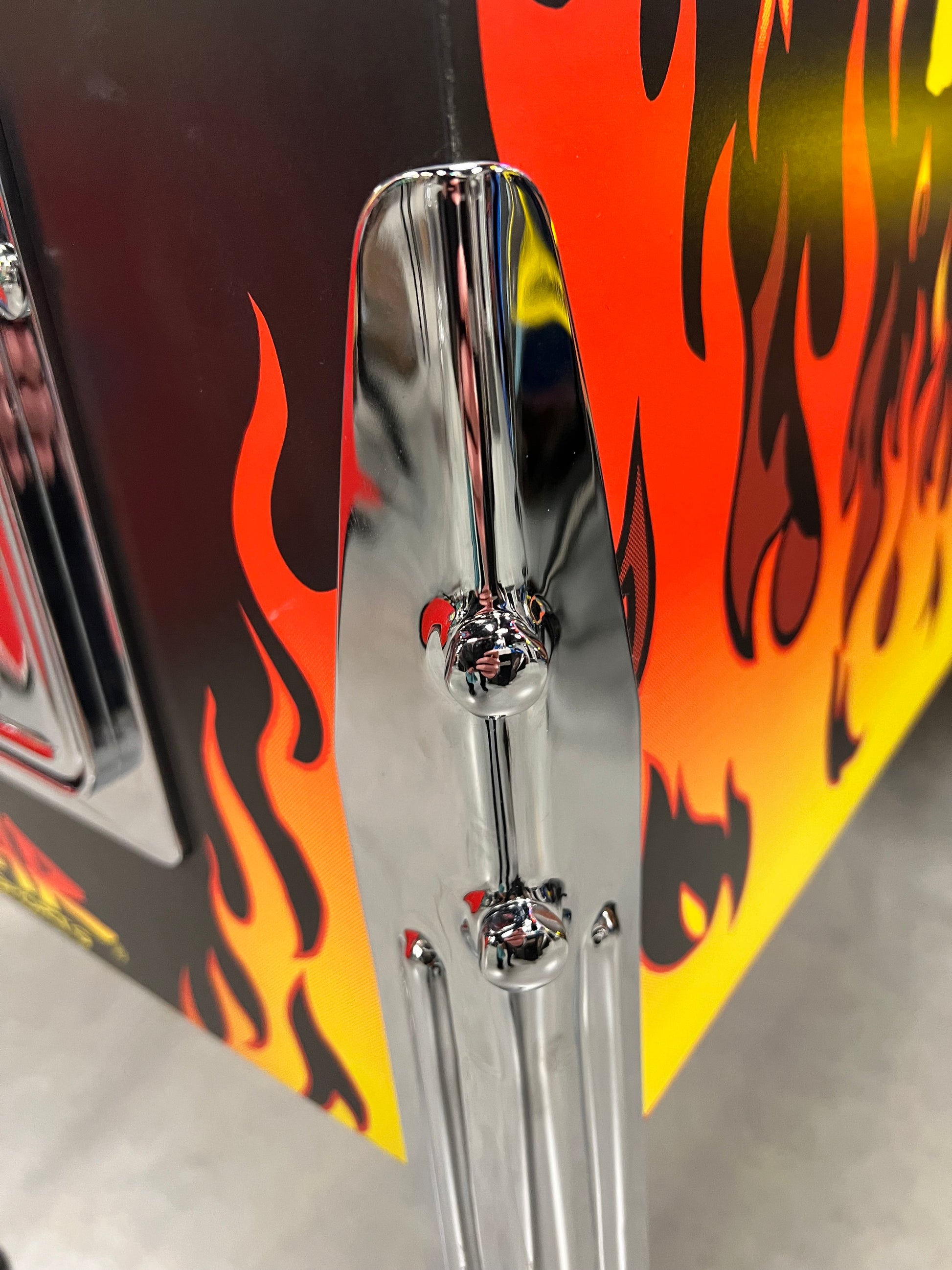 NO FEAR - HRA CHROME EDITION - 1995 Williams Pinball Machine - OVER-RESTORED - NEW CAB - NOS CLEARED PLAYFIELD - SUPER FUN GAME! WORKS 100%