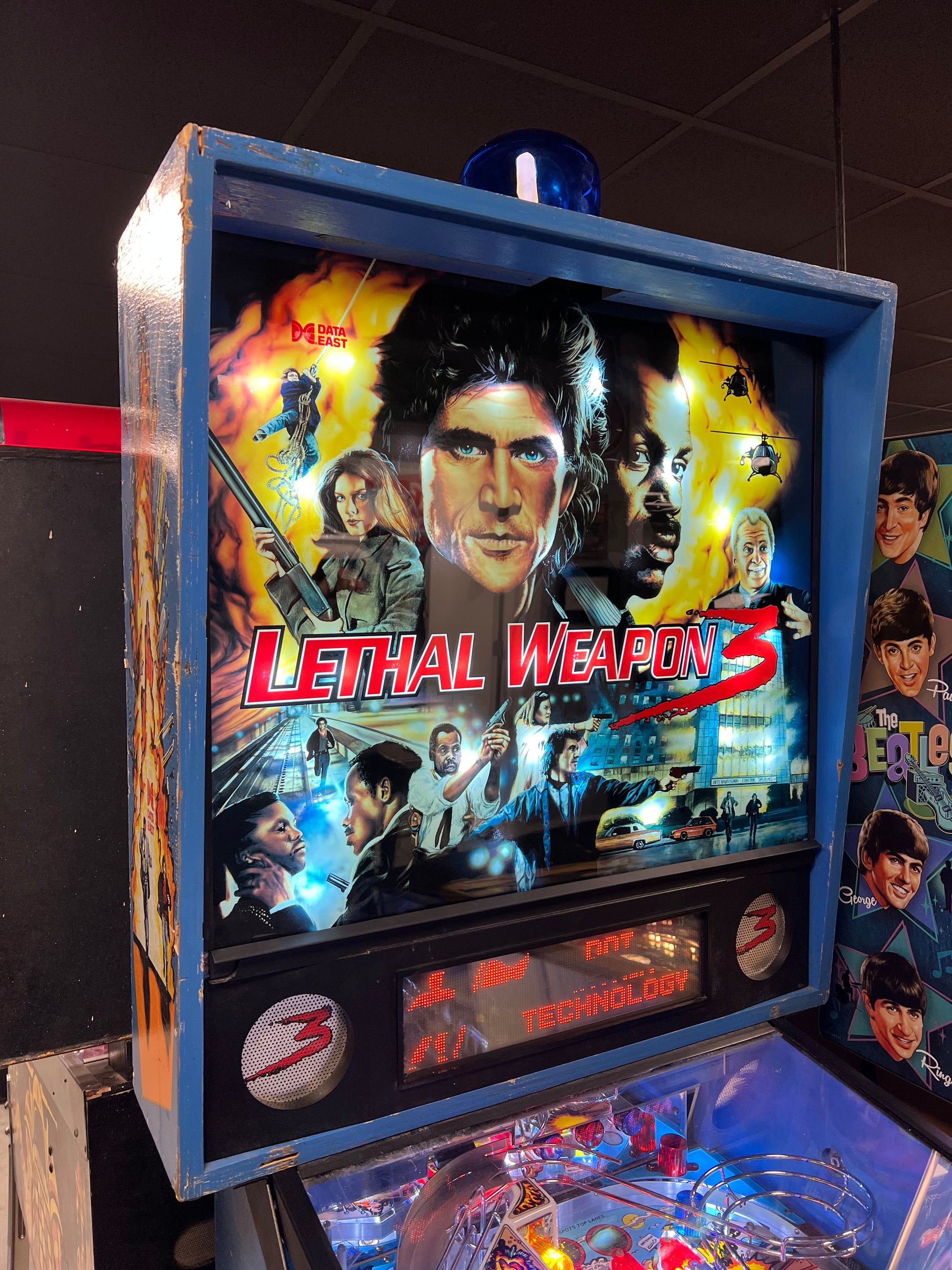 LETHAL WEAPON 3 - 1992 Data East Pinball Machine - Great Game - WORKING ALL THE WAY!