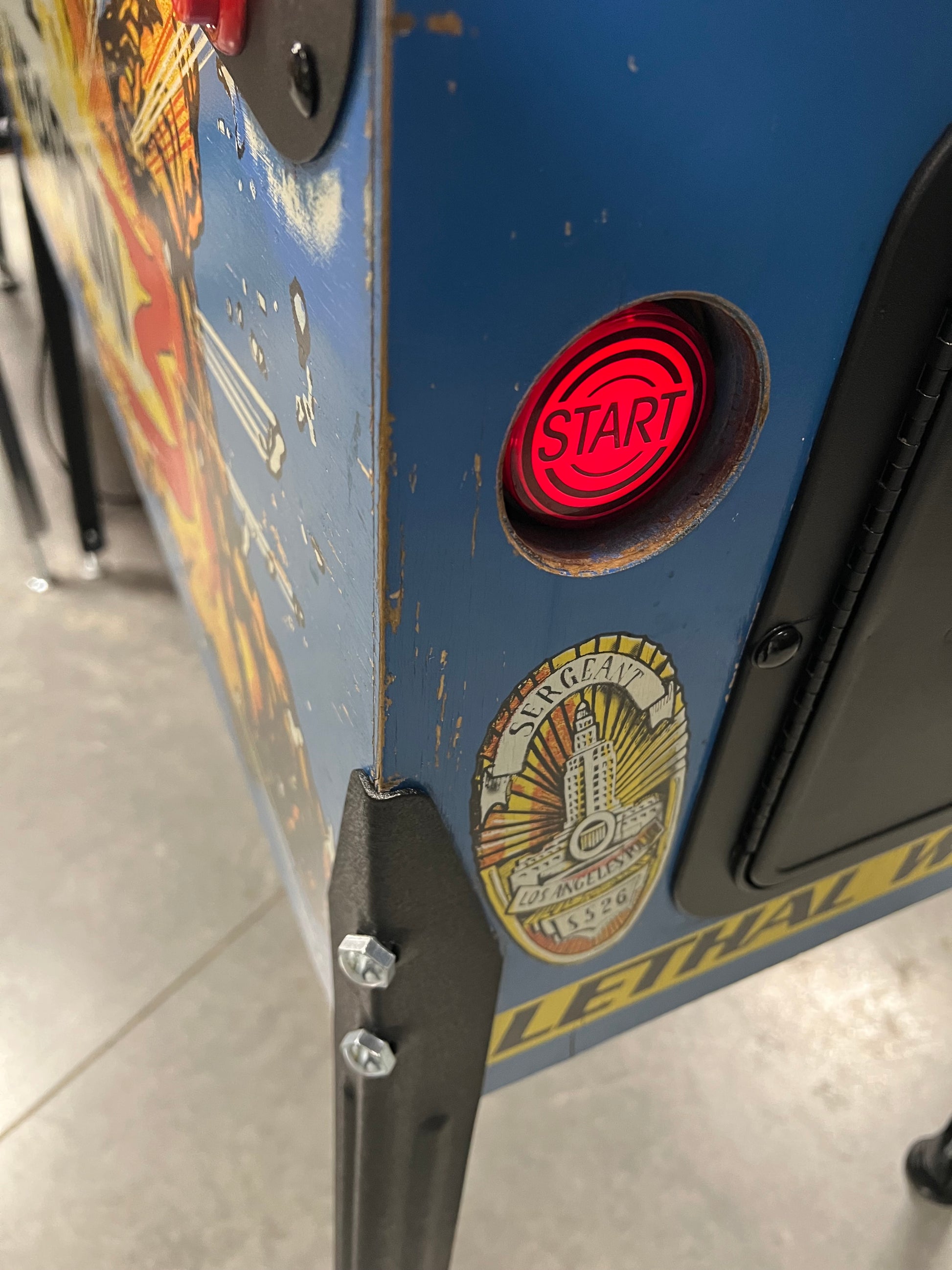 LETHAL WEAPON 3 - 1992 Data East Pinball Machine - Great Game - WORKING ALL THE WAY!