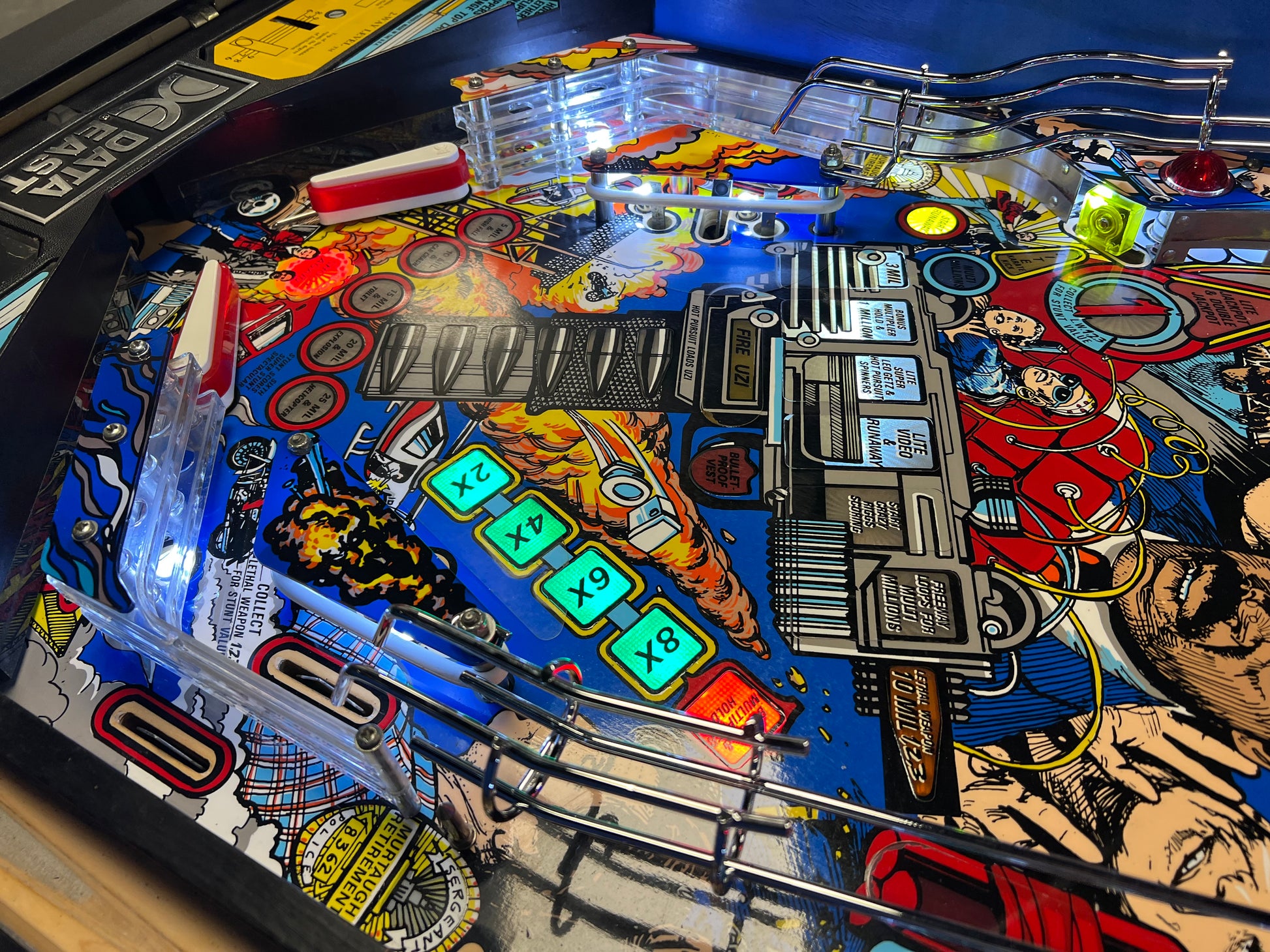 LETHAL WEAPON 3 - 1992 Data East Pinball Machine - Great Game - WORKING ALL THE WAY!