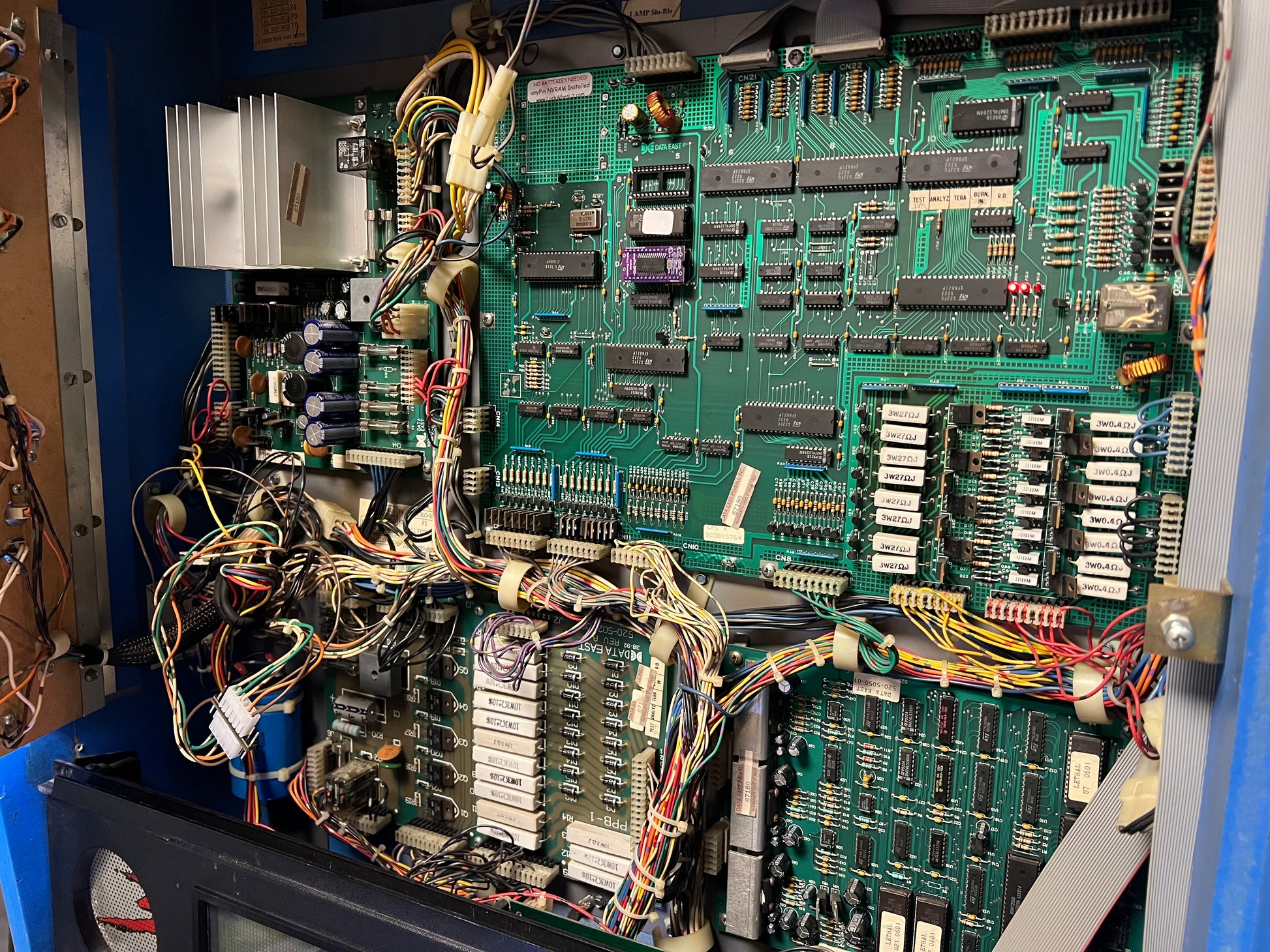 LETHAL WEAPON 3 - 1992 Data East Pinball Machine - Great Game - WORKING ALL THE WAY!