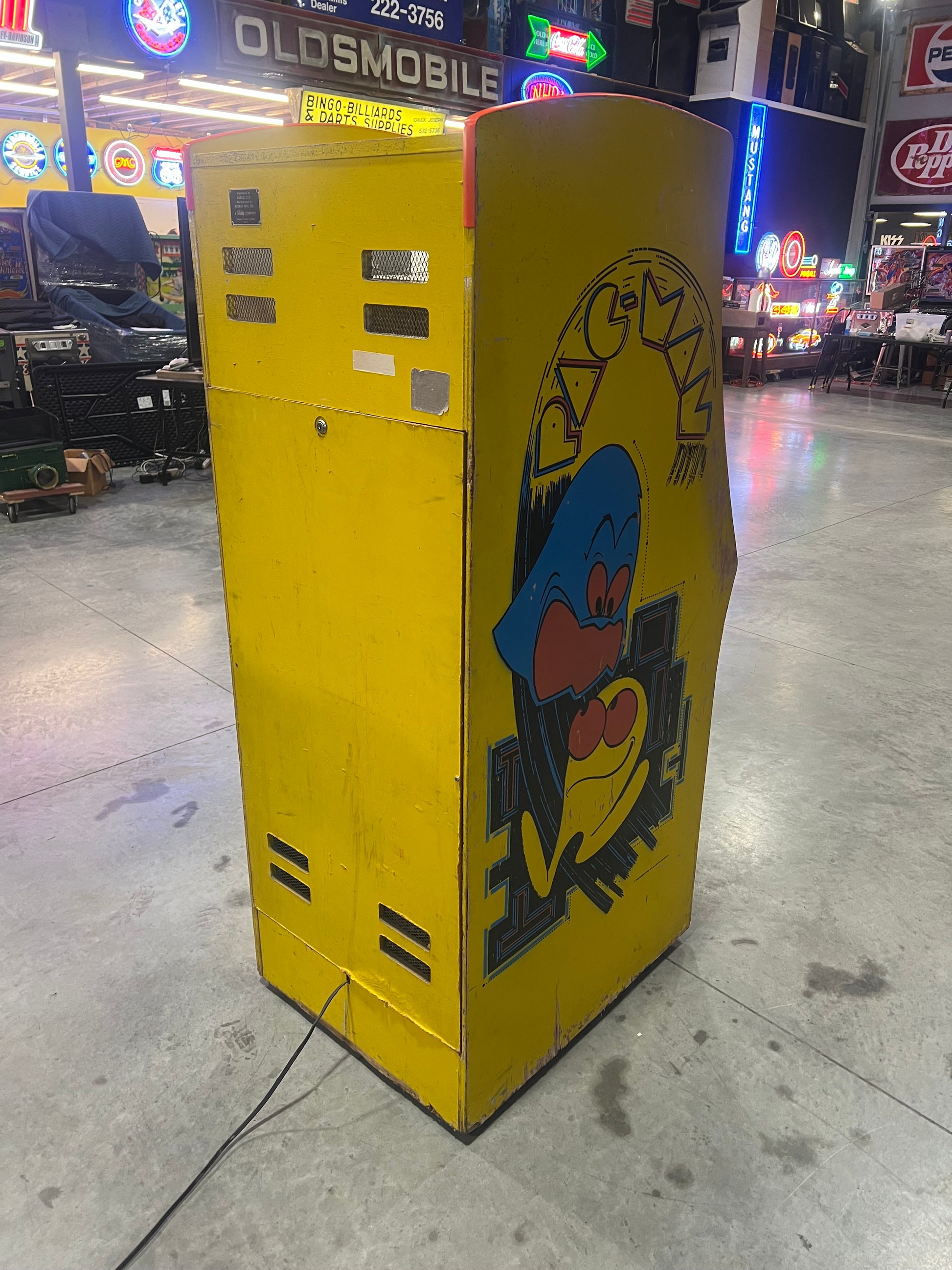 Pac-Man Multicade Mutigame Arcade Game 60 Games in 1 Cabinet - Original PacMan Cabinet - Works 100% - 1 Year Warranty