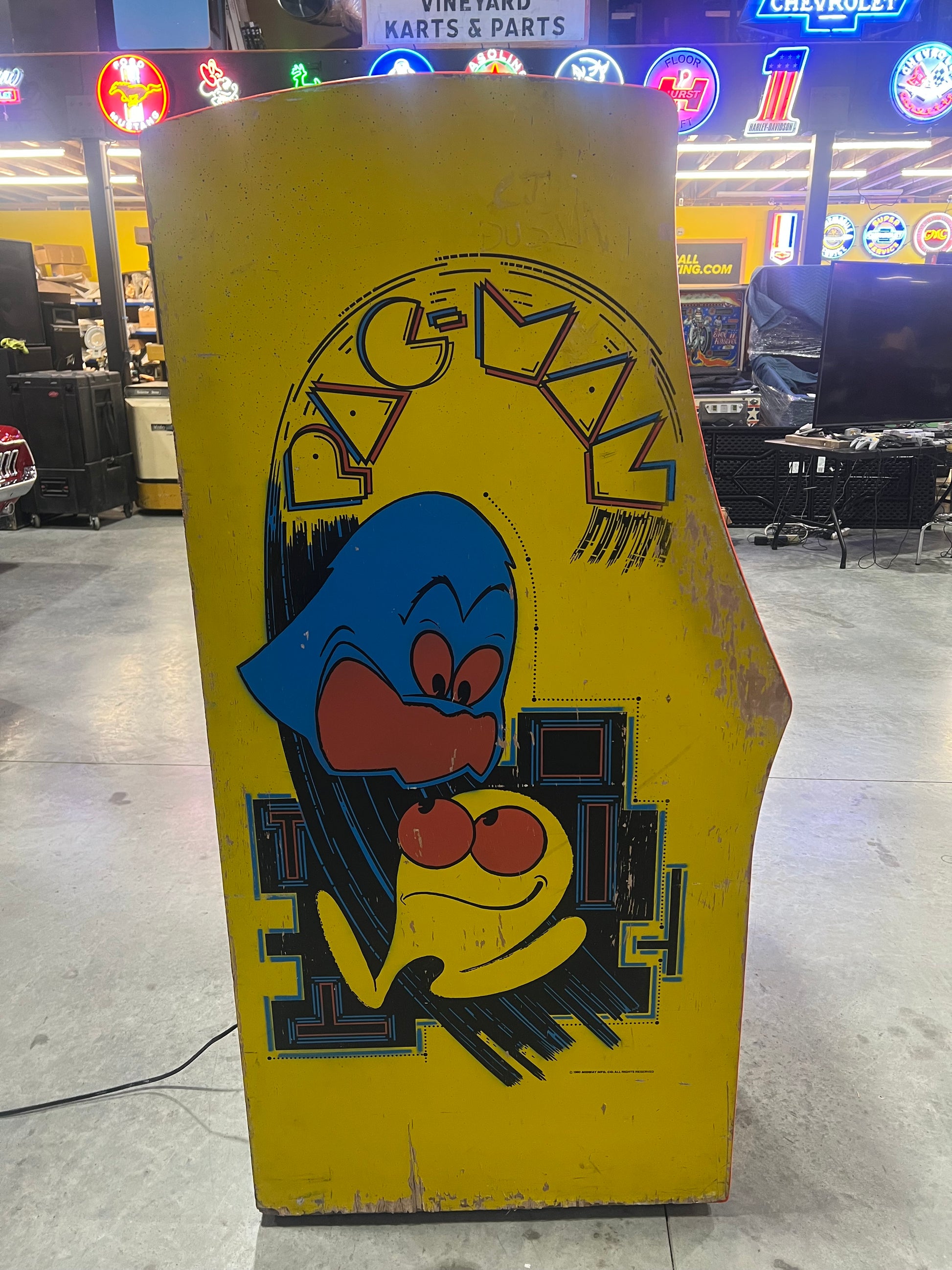 Pac-Man Multicade Mutigame Arcade Game 60 Games in 1 Cabinet - Original PacMan Cabinet - Works 100% - 1 Year Warranty