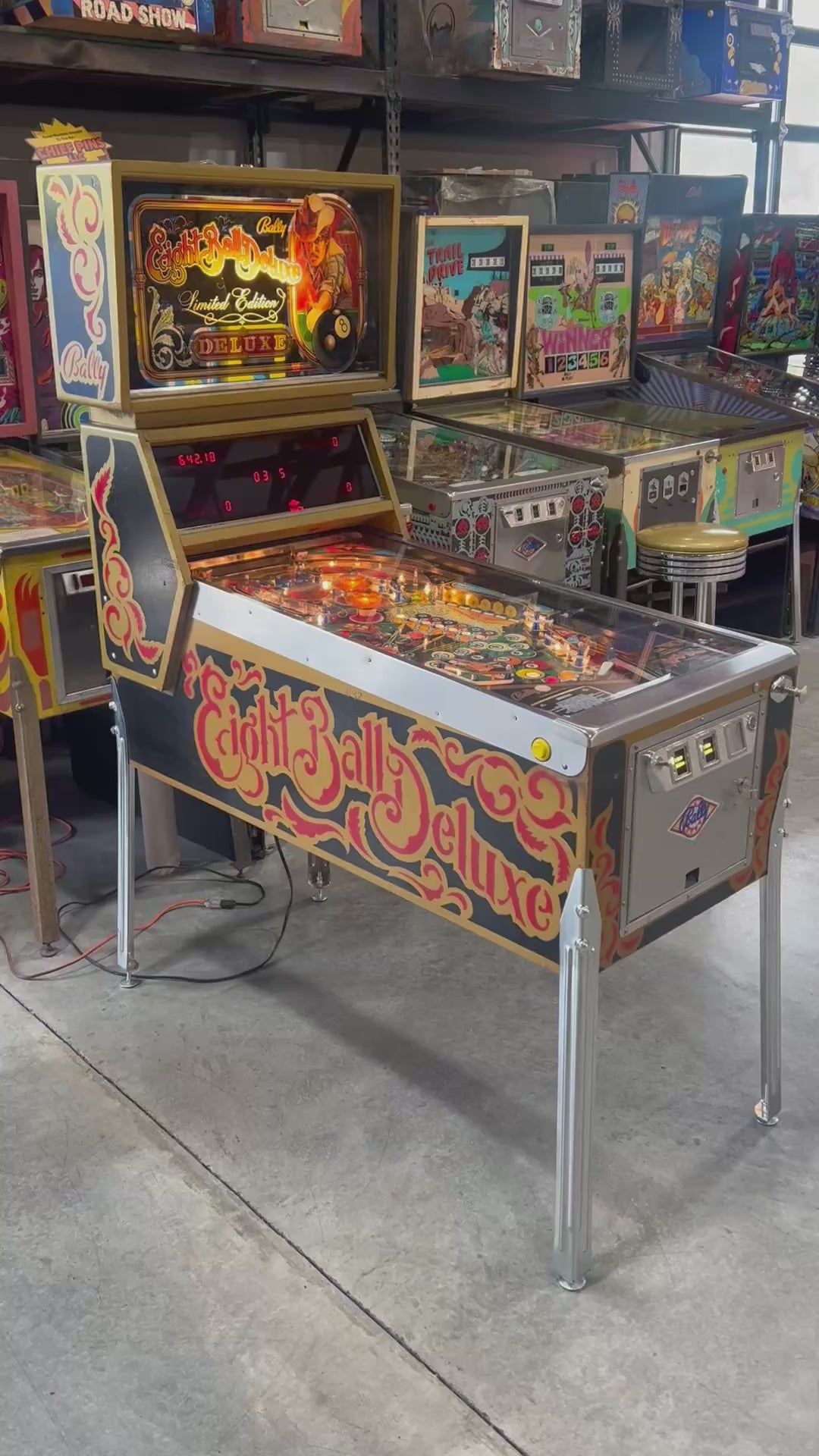 EIGHT BALL DELUXE LIMITED EDITION - 1982 Bally Pinball Machine - WORKS 100% - THE BEST GAME FROM THE PERIOD! - THE ORIGINAL LE!