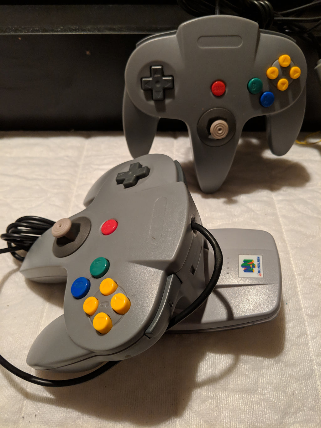 Nintendo 64 Controller Set - Video Game Console System Used